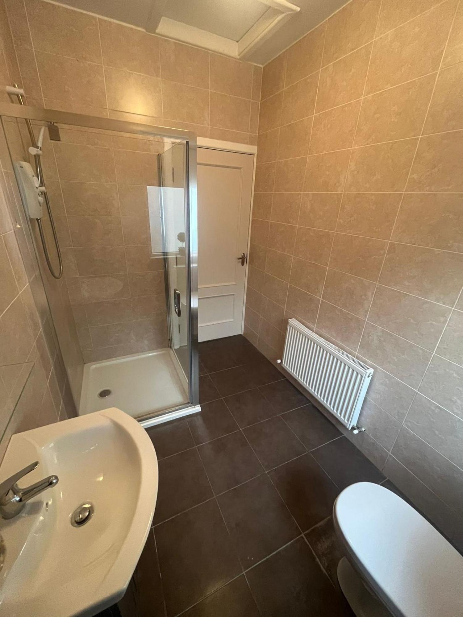 Yeats Lodge Self Catering Apartment And Bar Голуэй Экстерьер фото